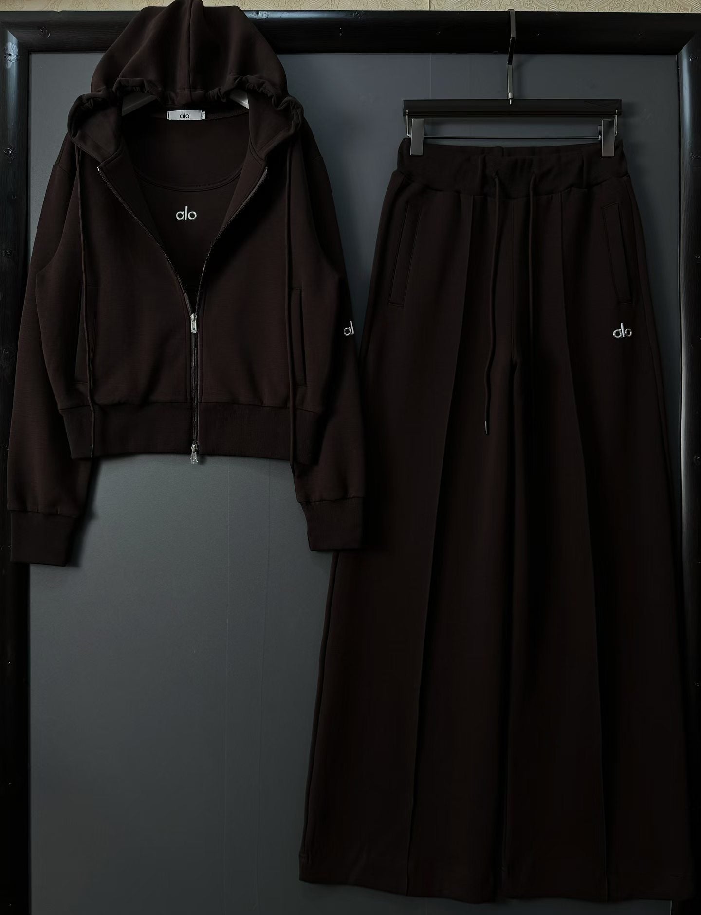 Alo Inspired Yoga brand lounge set
