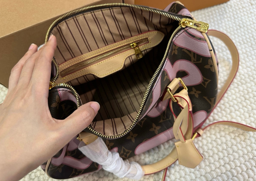 Louis Vuitton Inspired Monogram Bay Speedy 30 bag