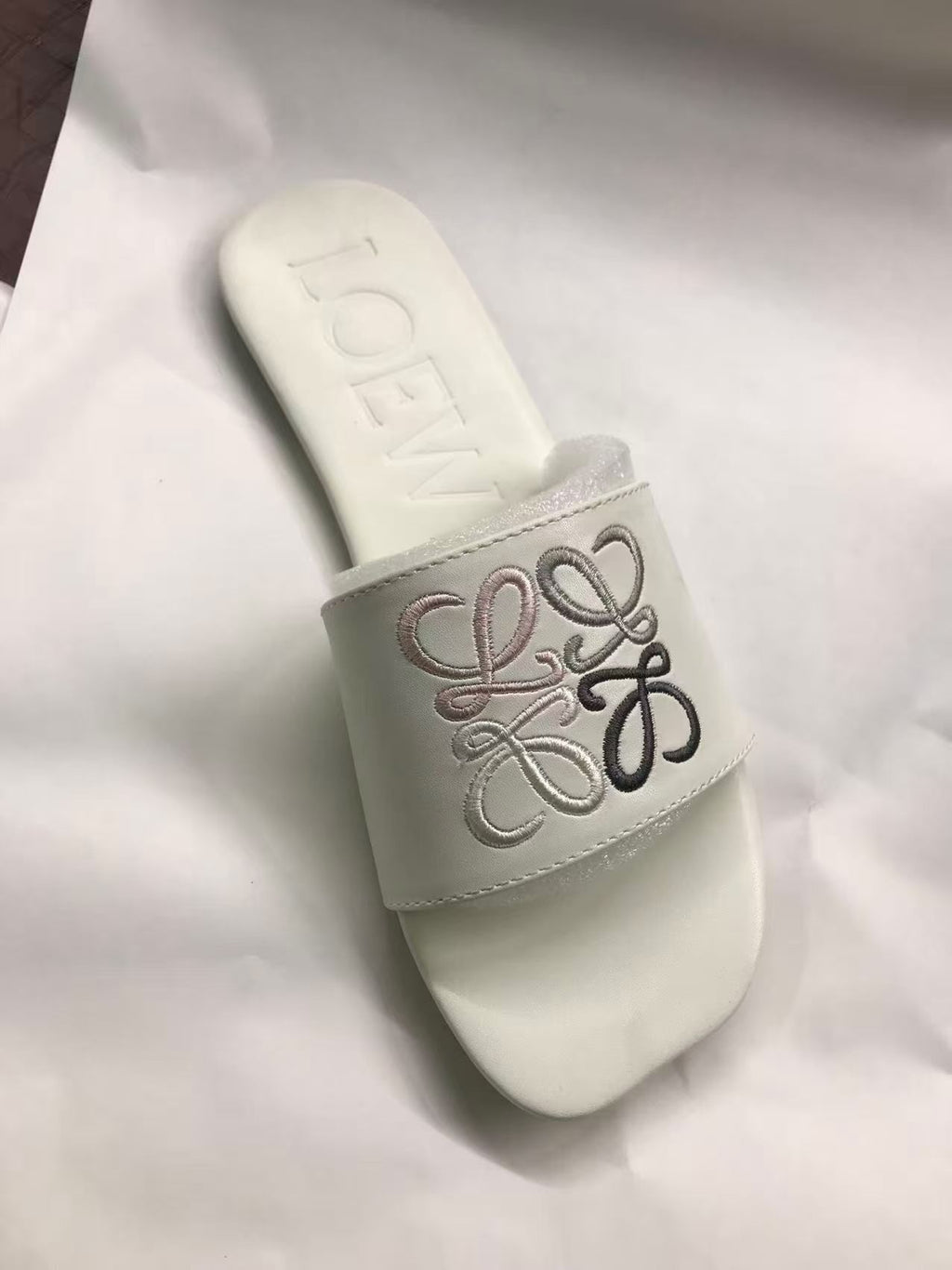 Loewe Inspired slides