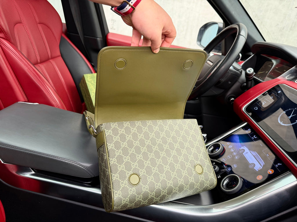 Gucci Inspired GG Supreme messenger bag