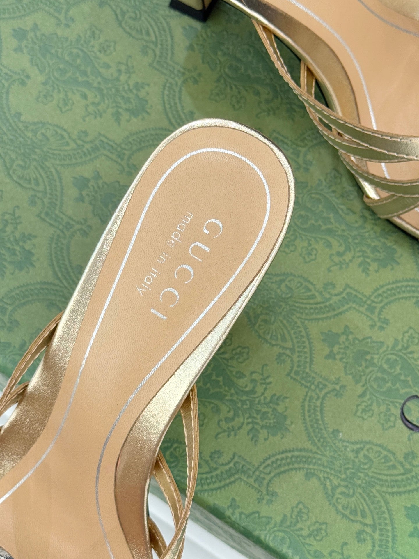 Gucci Gold Crystal GG 85 Sandals
