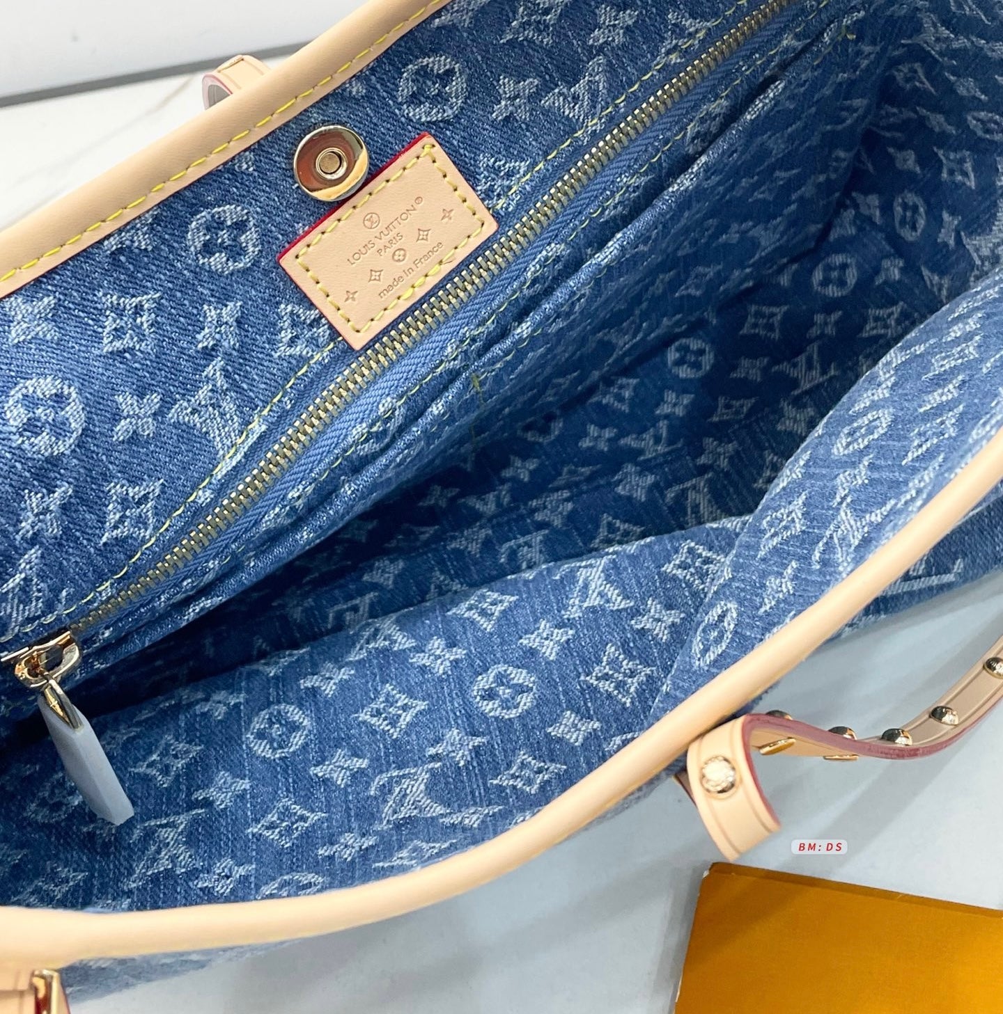 Louis Vuitton Inspired CarryAll MM