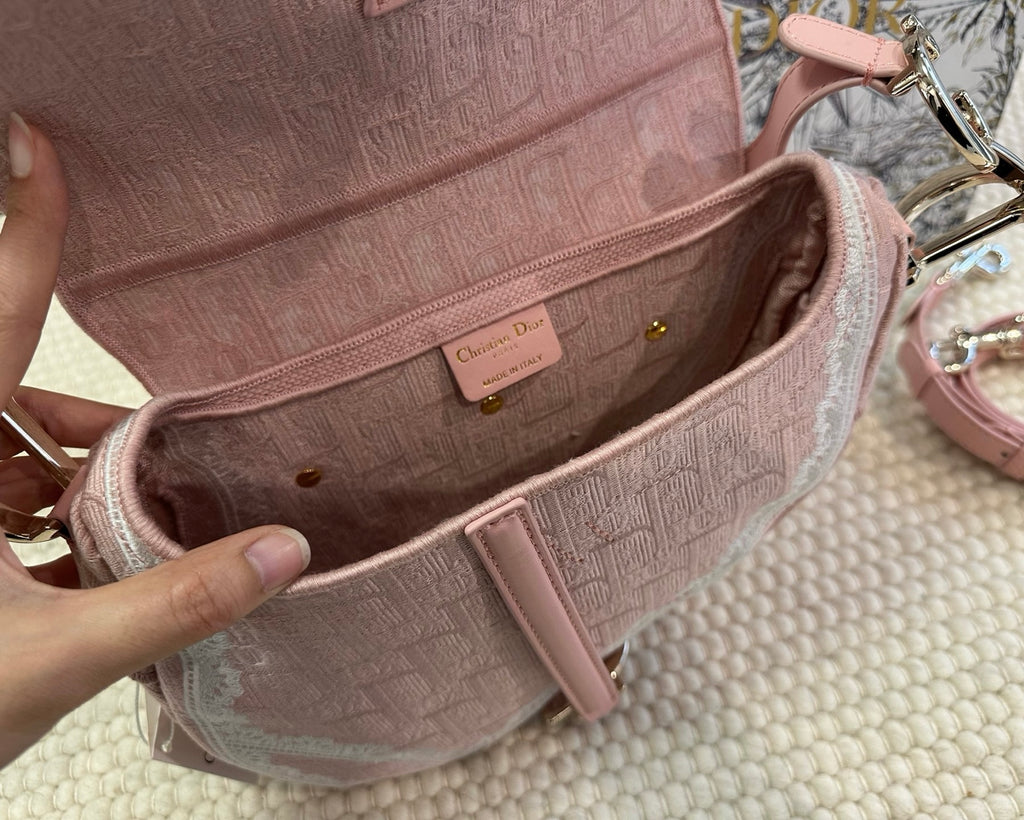 Dioramour Inspired Small Saddle Bag
